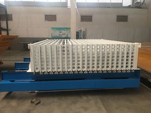 輕質(zhì)隔墻板設(shè)備與集裝箱側(cè)板安裝前注意事項